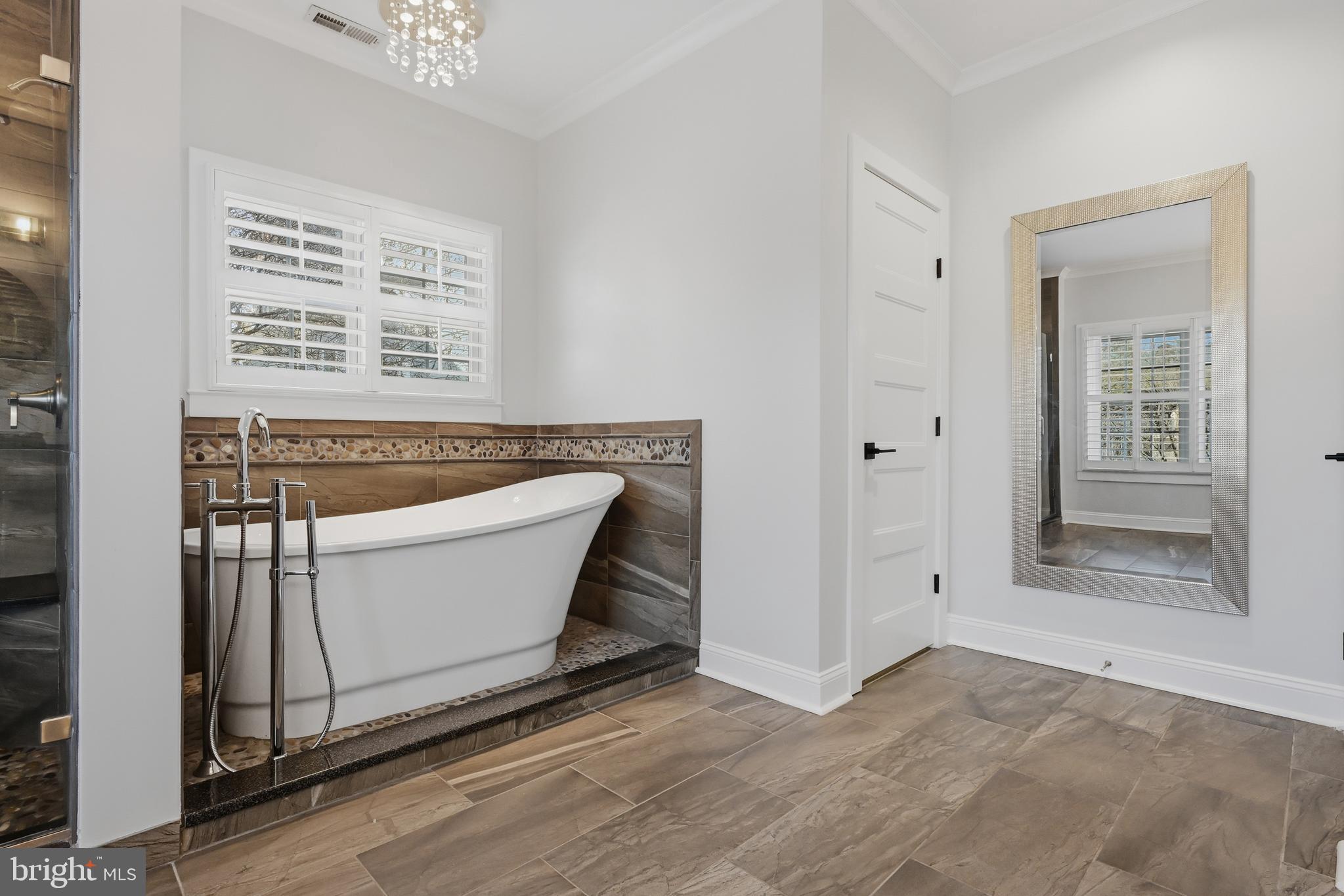 LOCH HAVEN - Residential