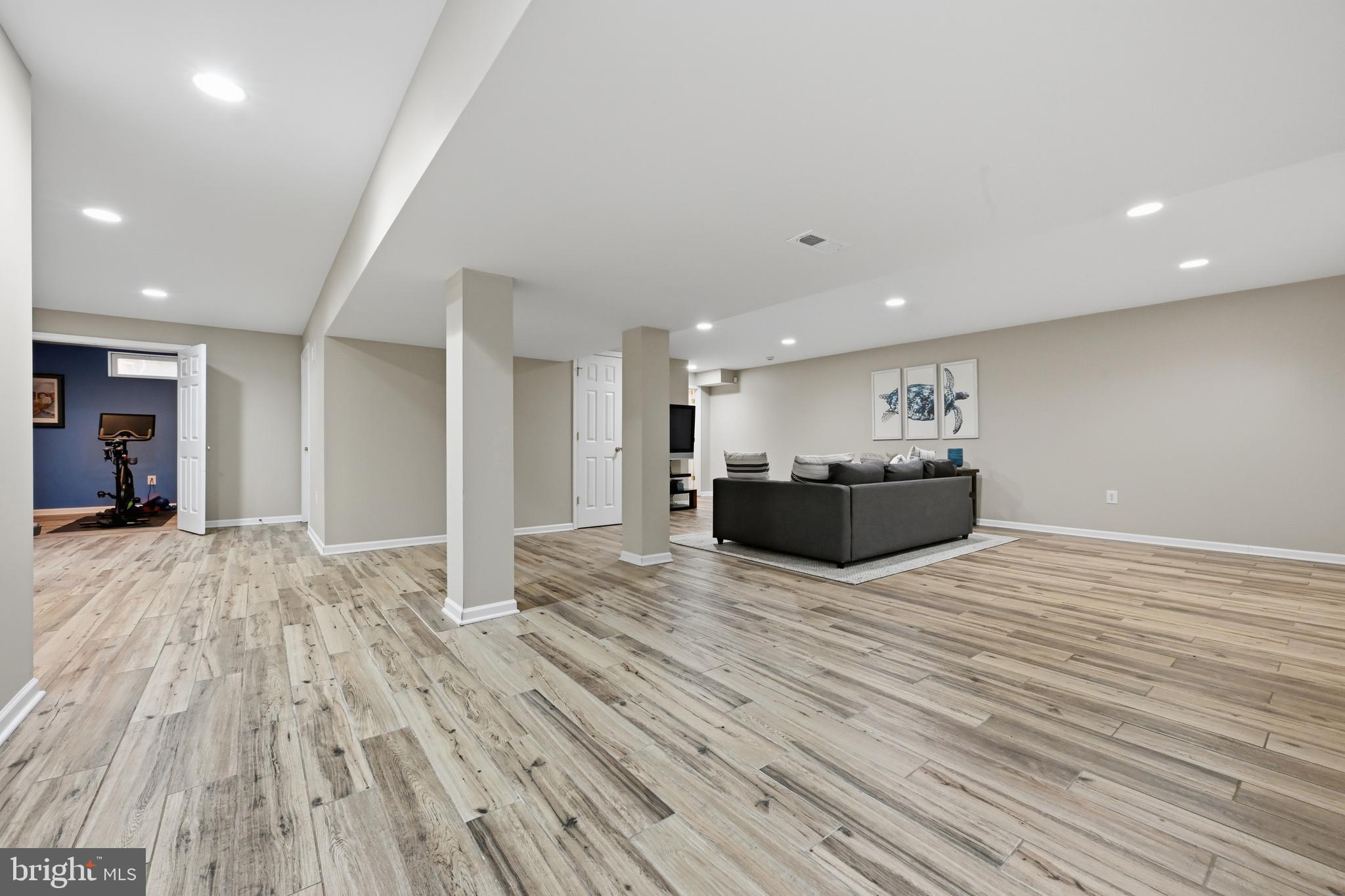 LOCH HAVEN - Residential