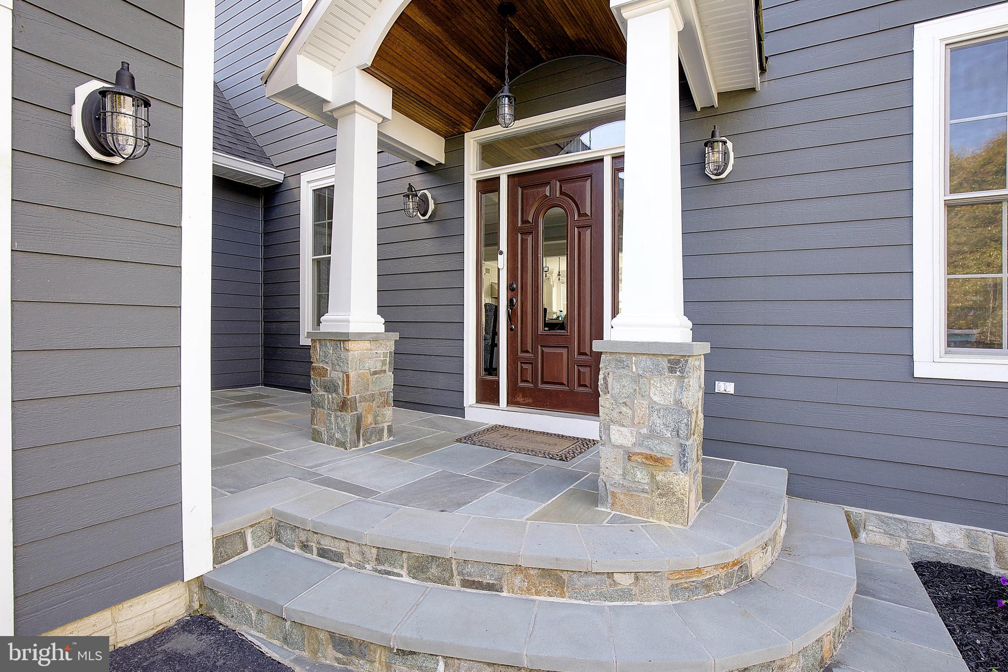 LOCH HAVEN - Residential