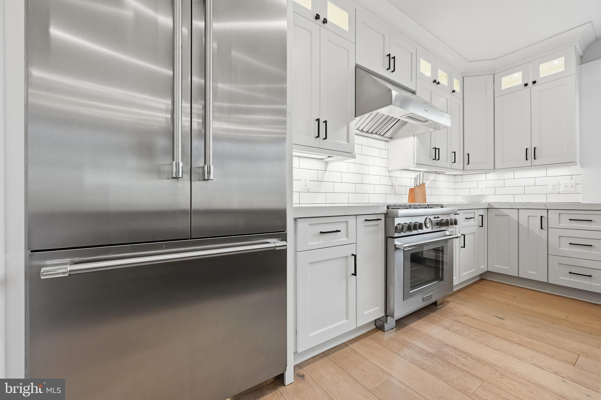 LOCH HAVEN - Residential