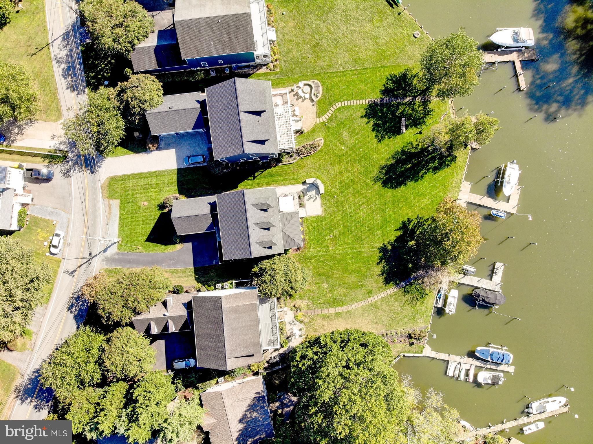 LOCH HAVEN - Residential