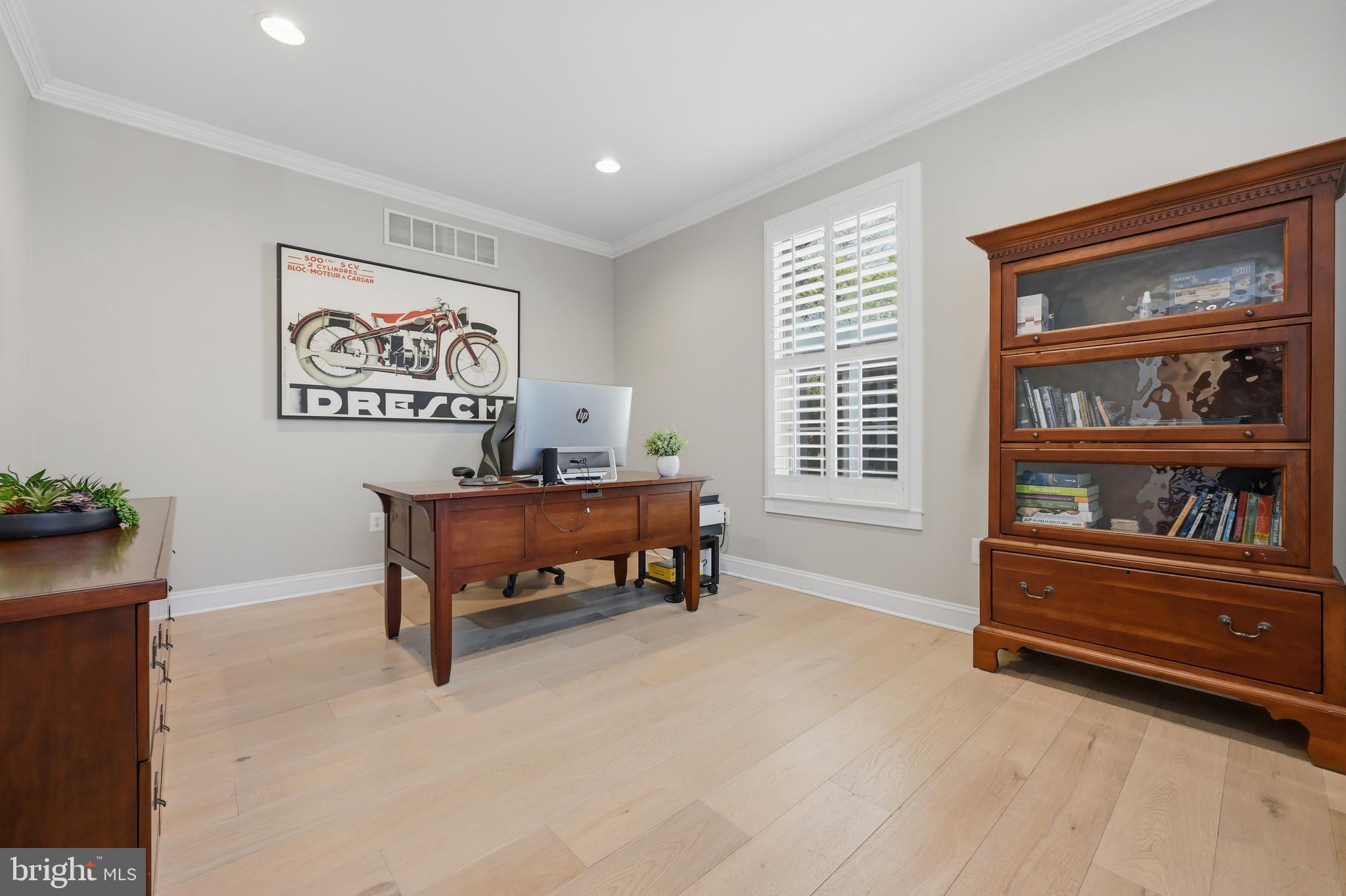 LOCH HAVEN - Residential