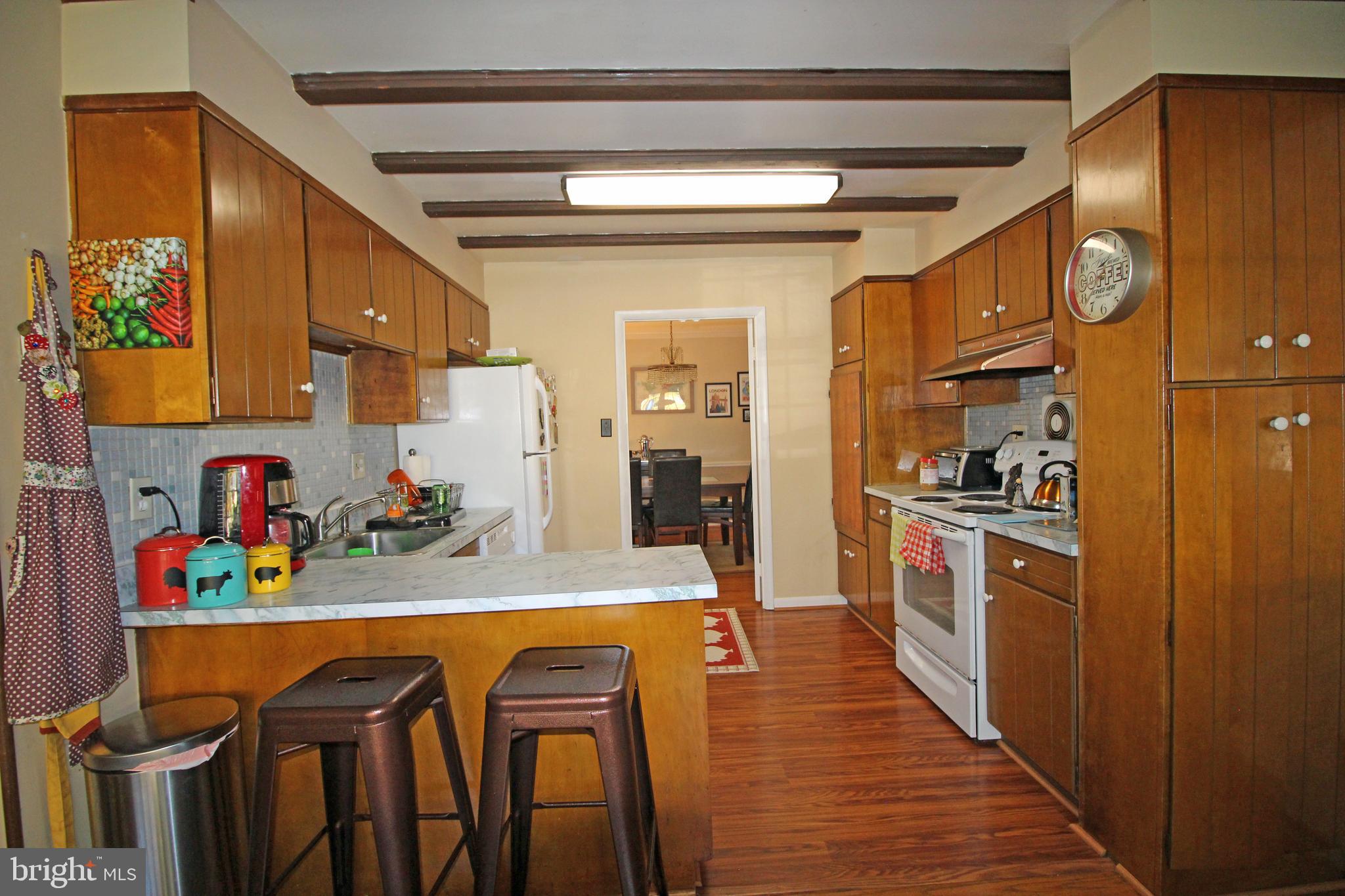 LAYHILL SOUTH - Residential Lease