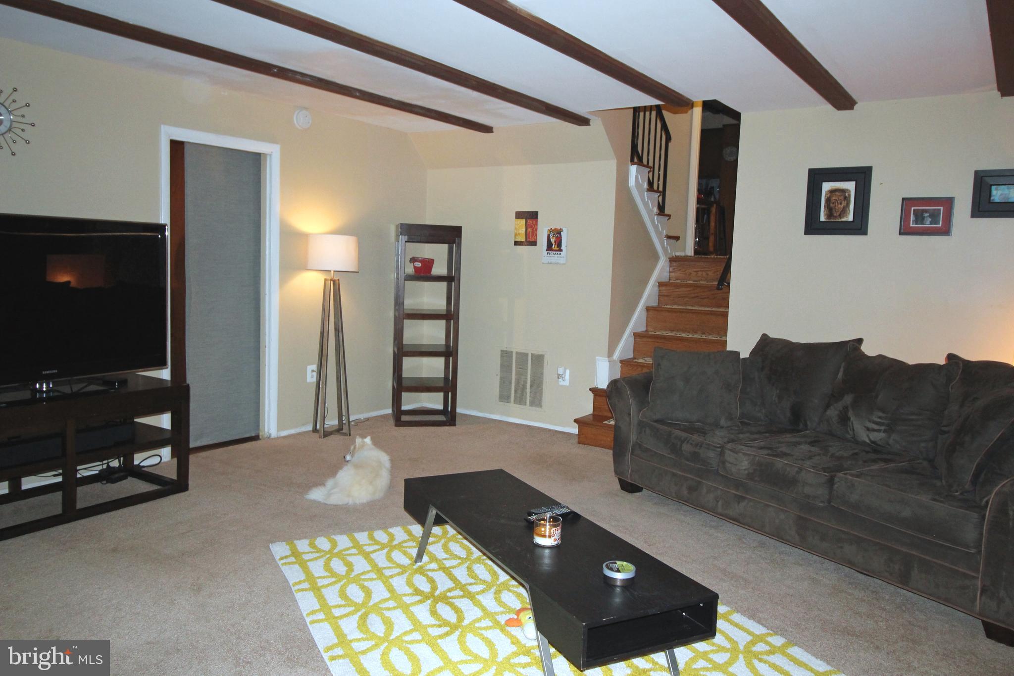 LAYHILL SOUTH - Residential Lease