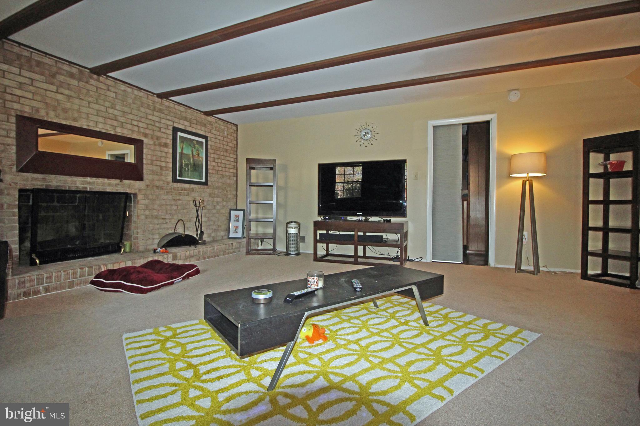 LAYHILL SOUTH - Residential Lease