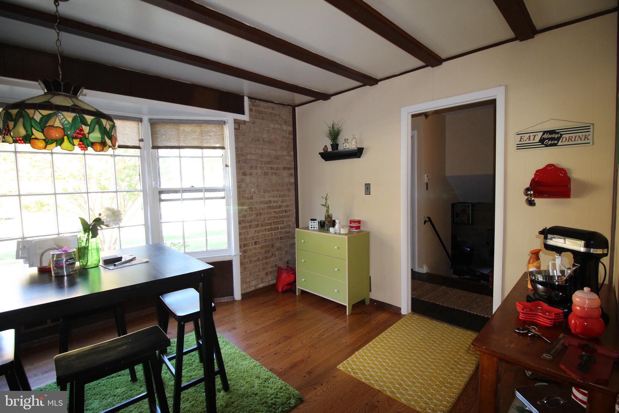 LAYHILL SOUTH - Residential Lease