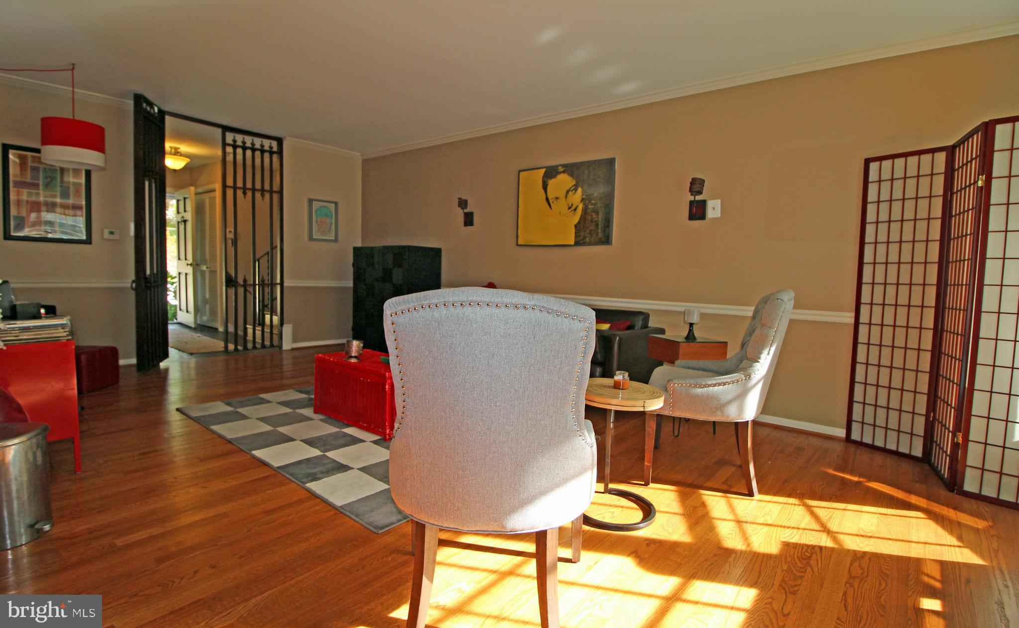 LAYHILL SOUTH - Residential Lease