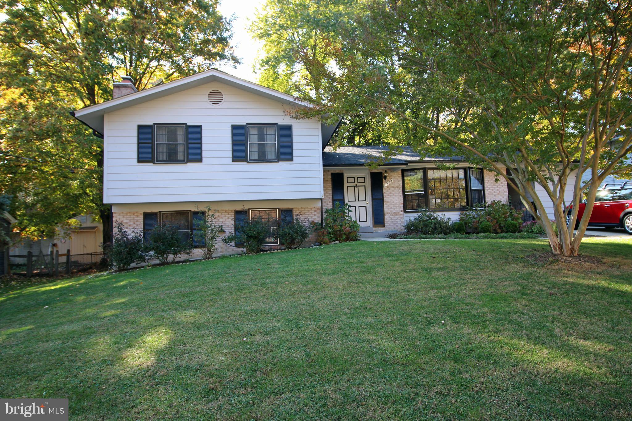 LAYHILL SOUTH - Residential Lease