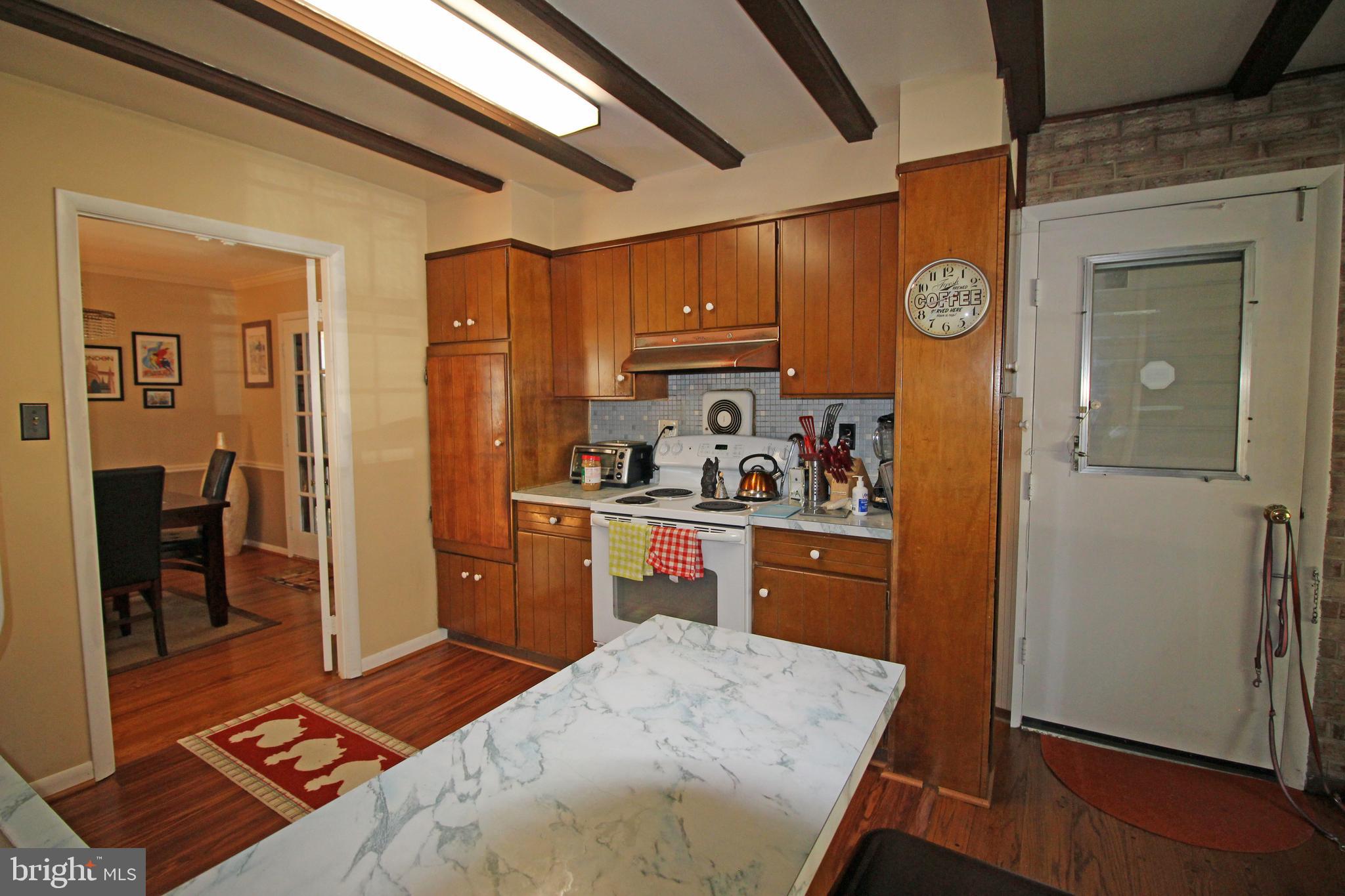 LAYHILL SOUTH - Residential Lease