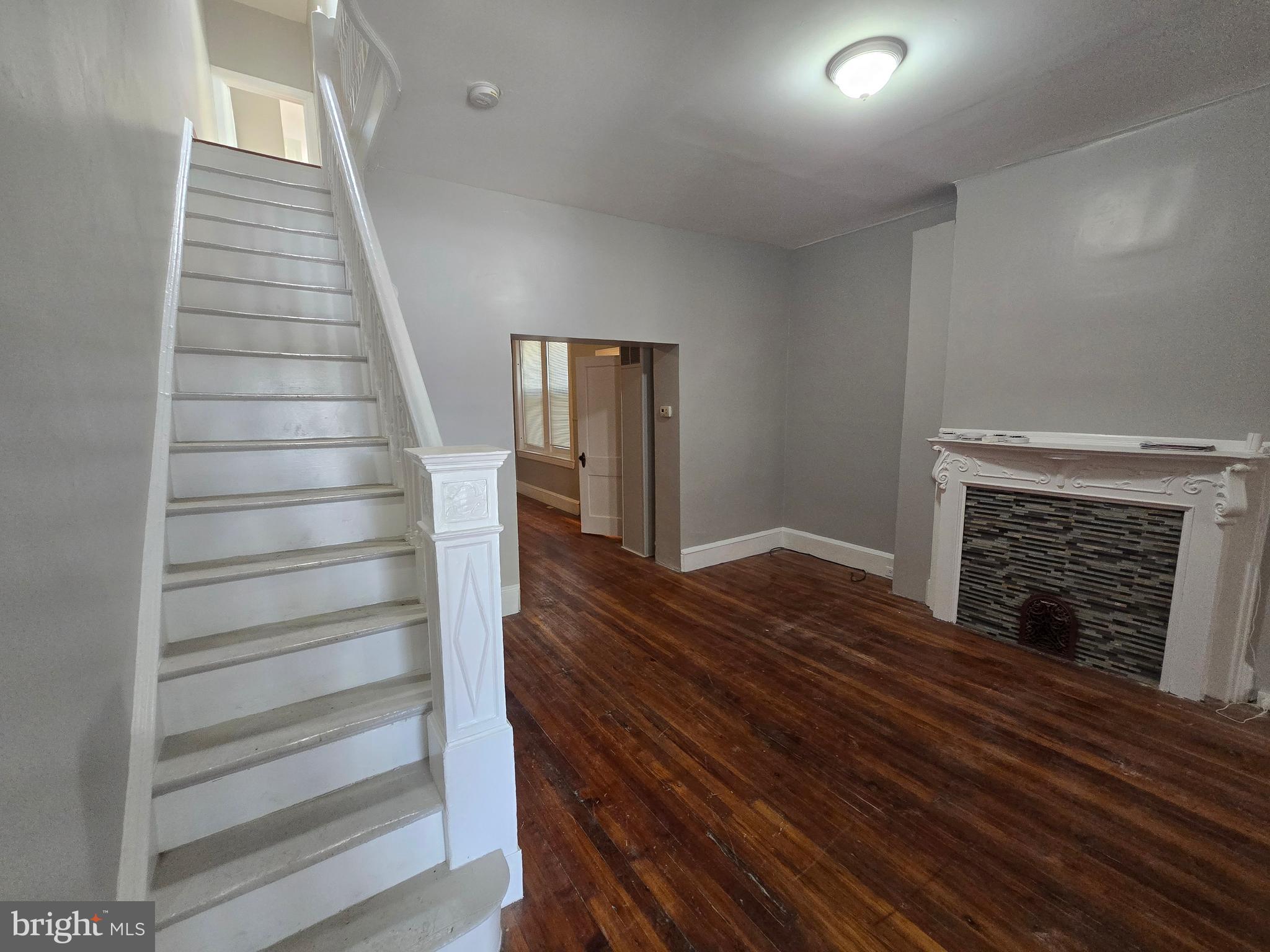 STRAWBERRY MANSION - Residential Lease