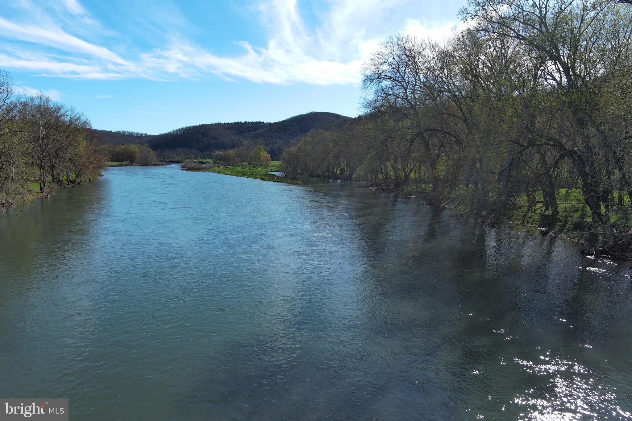 BLUFFS ON THE POTOMAC - Land
