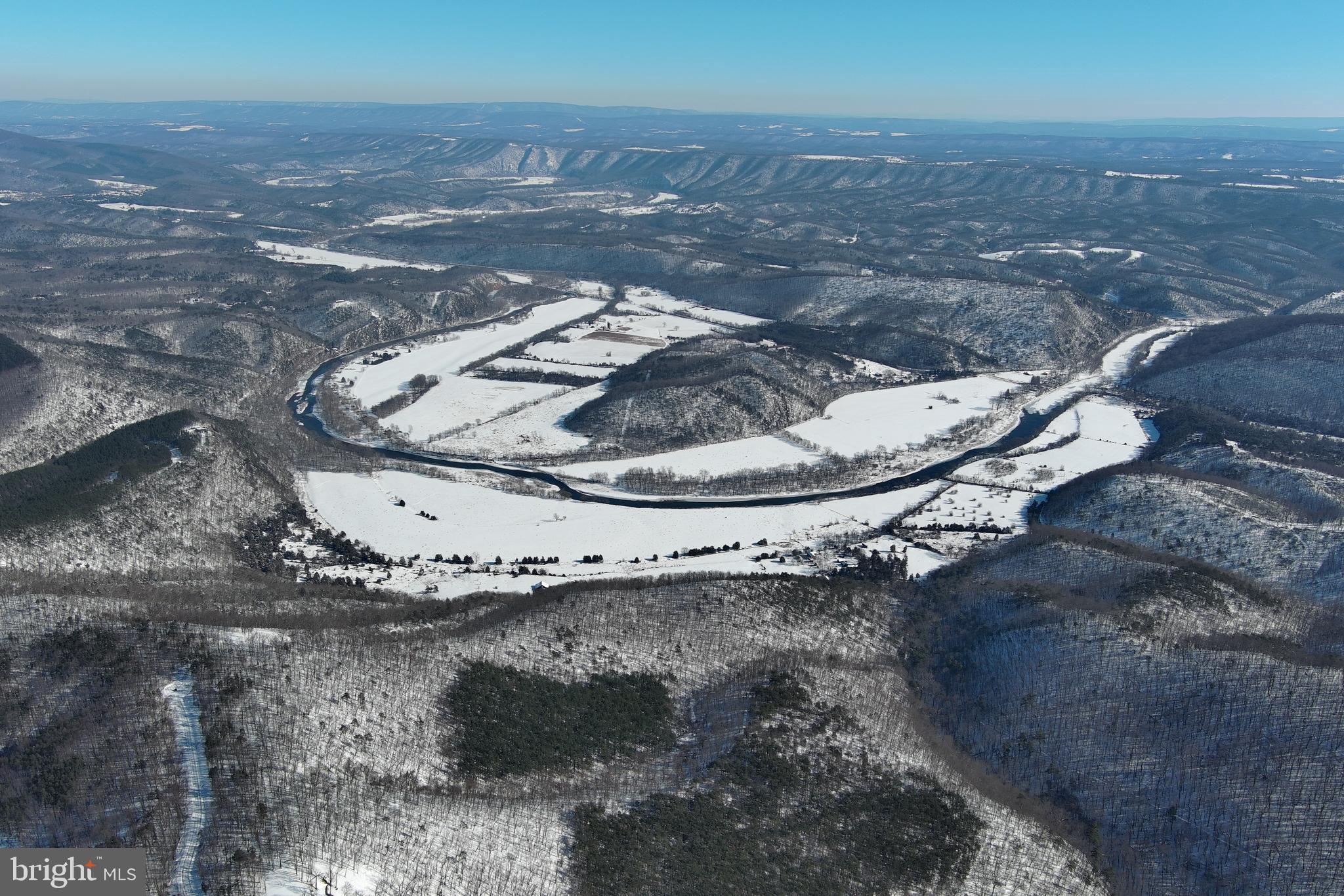 BLUFFS ON THE POTOMAC - Land