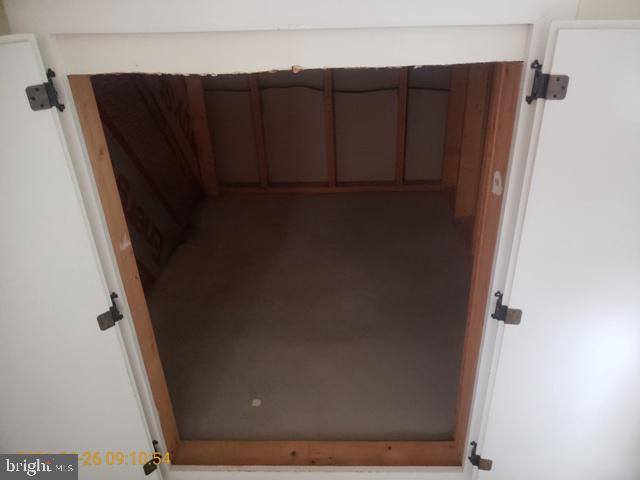 RINGTOWN - Residential