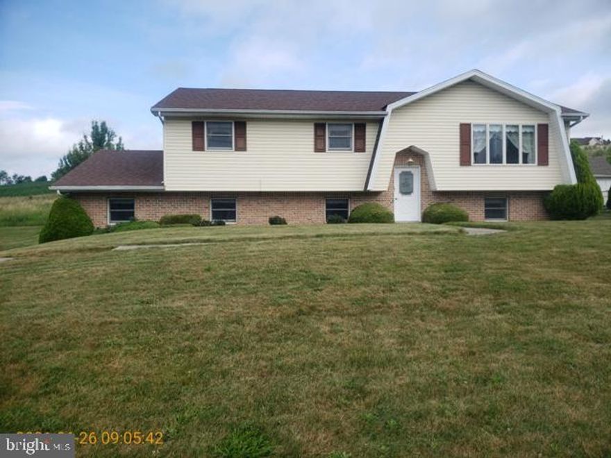 Very well maintained Bi Level in Ringtown. 3 bedrooms with a 4th possible in lower level. 2 full baths. Family room on lower level. French doors off of kitchen unto large deck.2 car attached garage. If you are looking for a home that is ready to move in, this is it. Relax or entertain on your deck, looking at mountain views. Large yard for pets or more. Easy access to major highways. Come enjoy the easy living town of Ringtown.