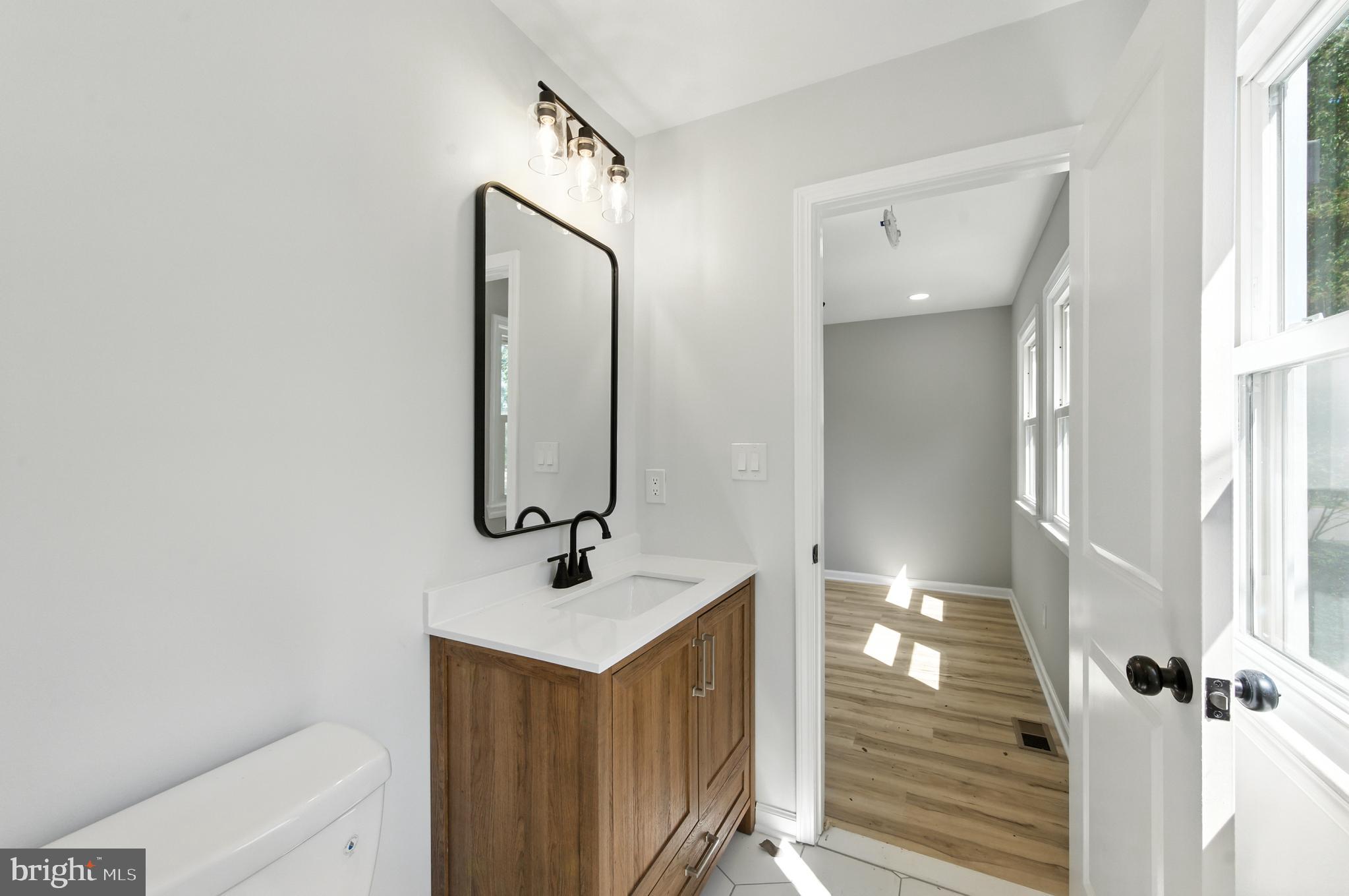 WAYNEWOOD - Residential