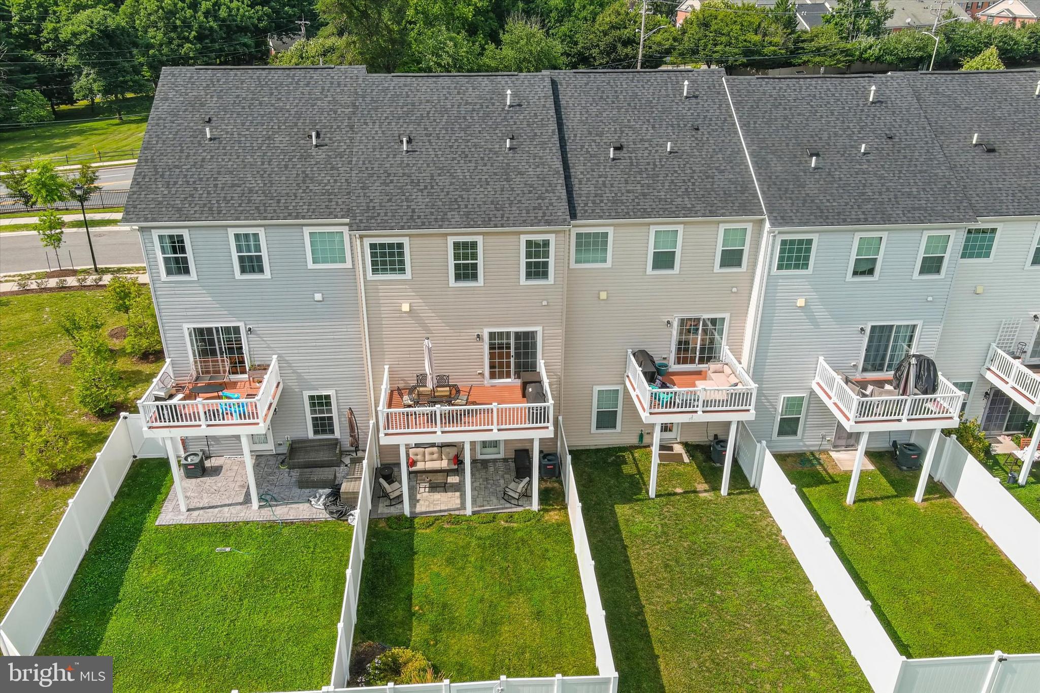 BALLARD GREEN - Residential