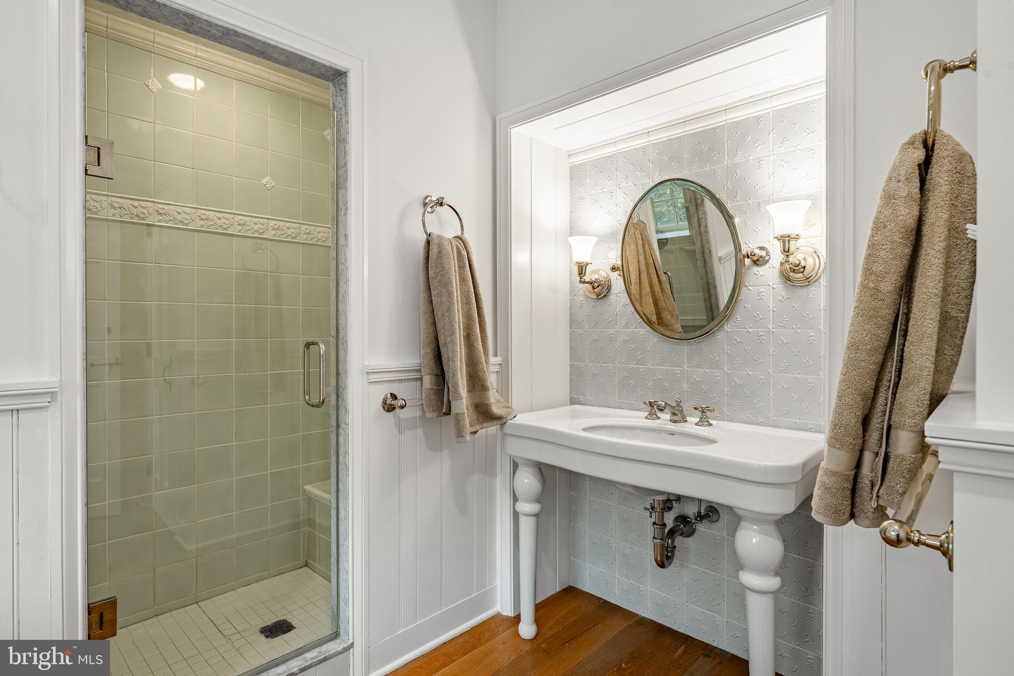 CEDARCROFT - Residential