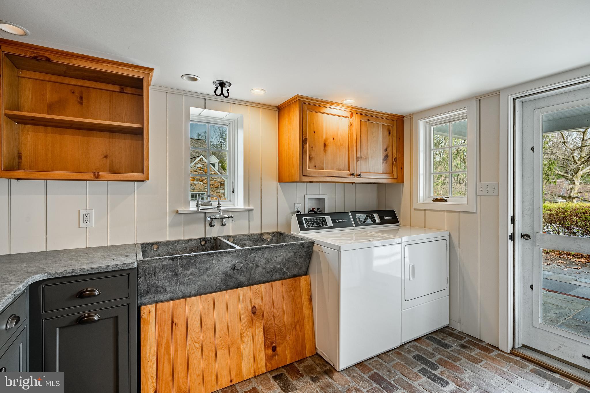 CEDARCROFT - Residential