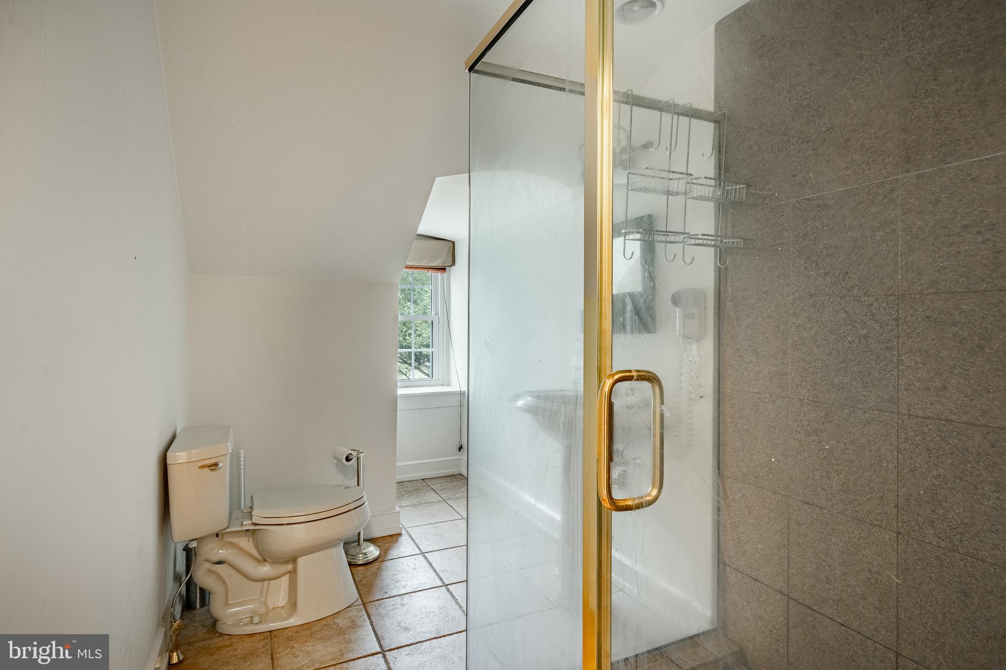 CEDARCROFT - Residential