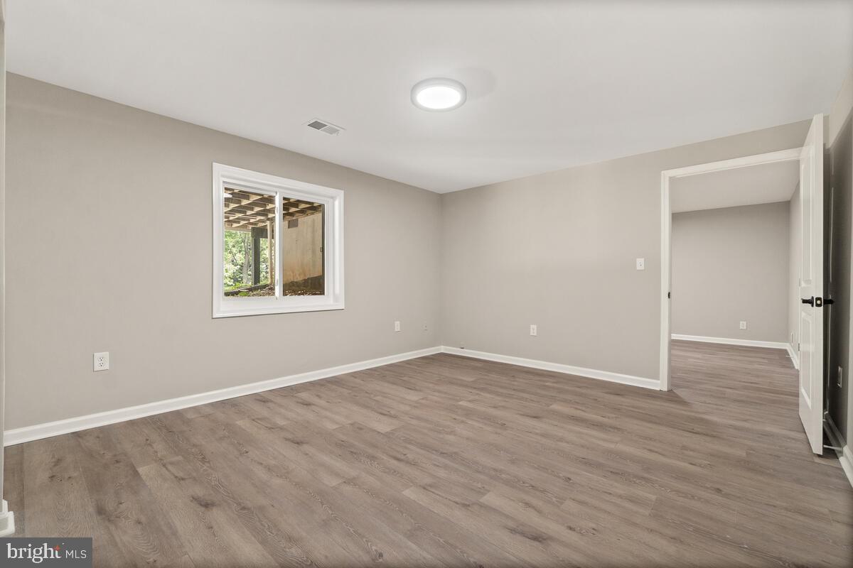 LOCH HAVEN - Residential