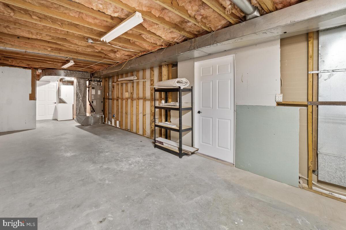 LOCH HAVEN - Residential