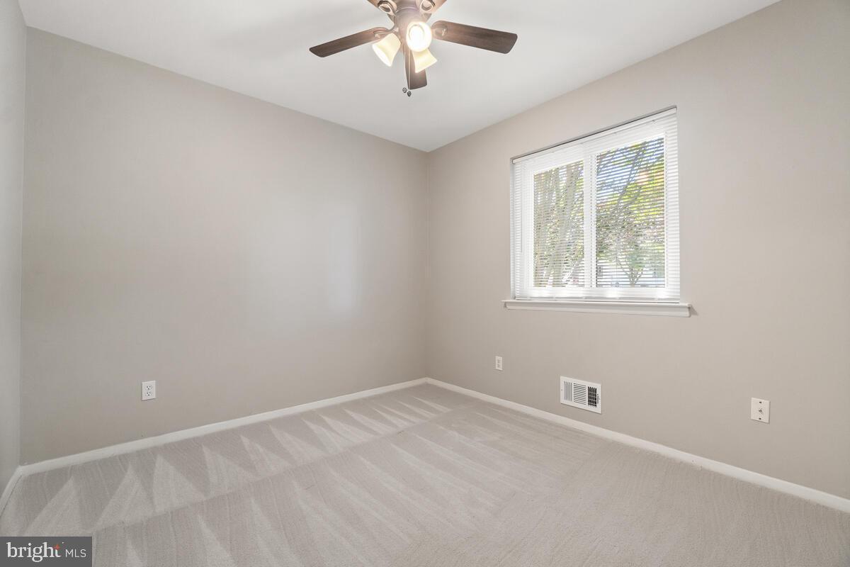 LOCH HAVEN - Residential