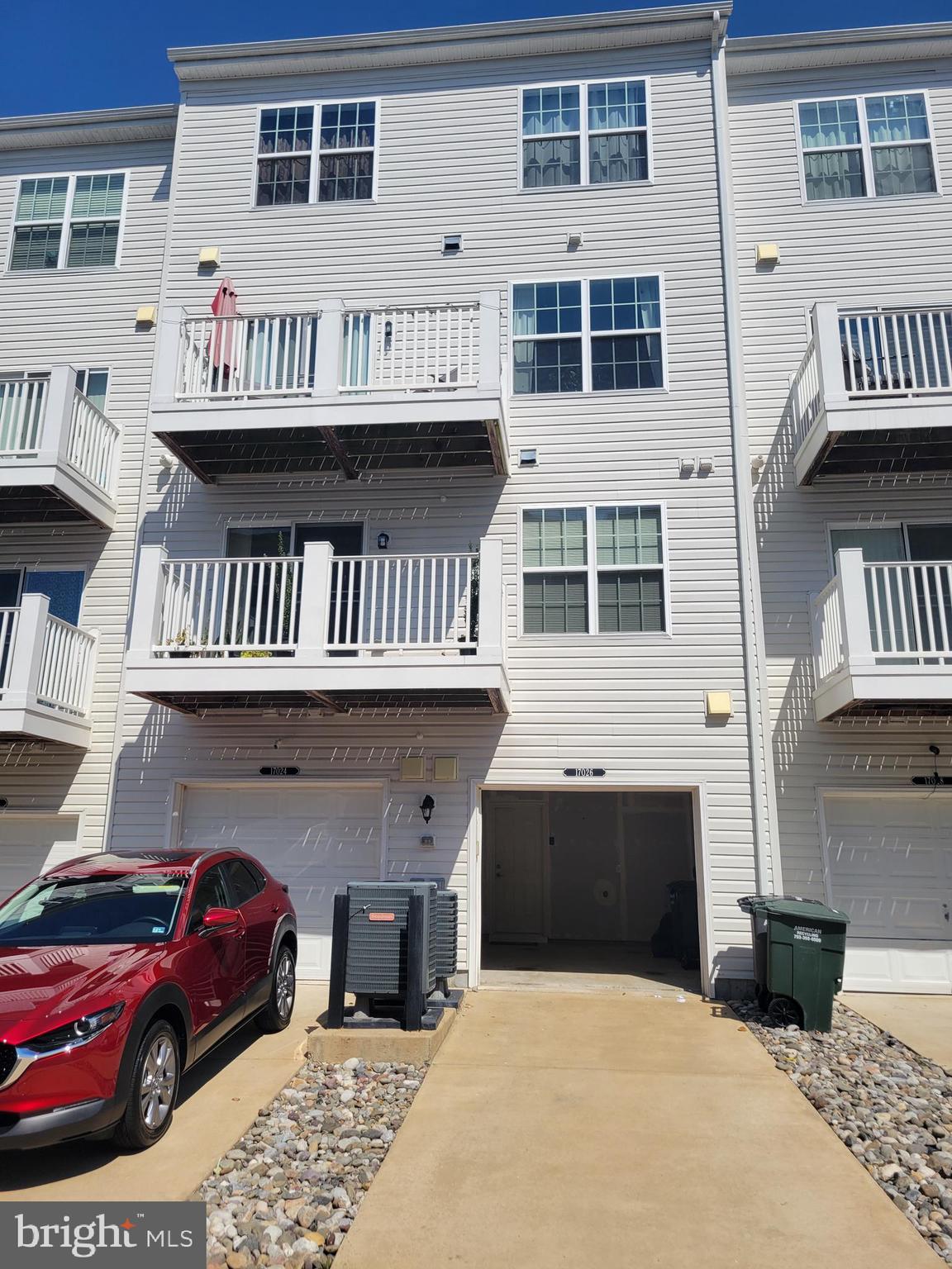 RESIDENCES AT CHERRY HILL - Residential Lease