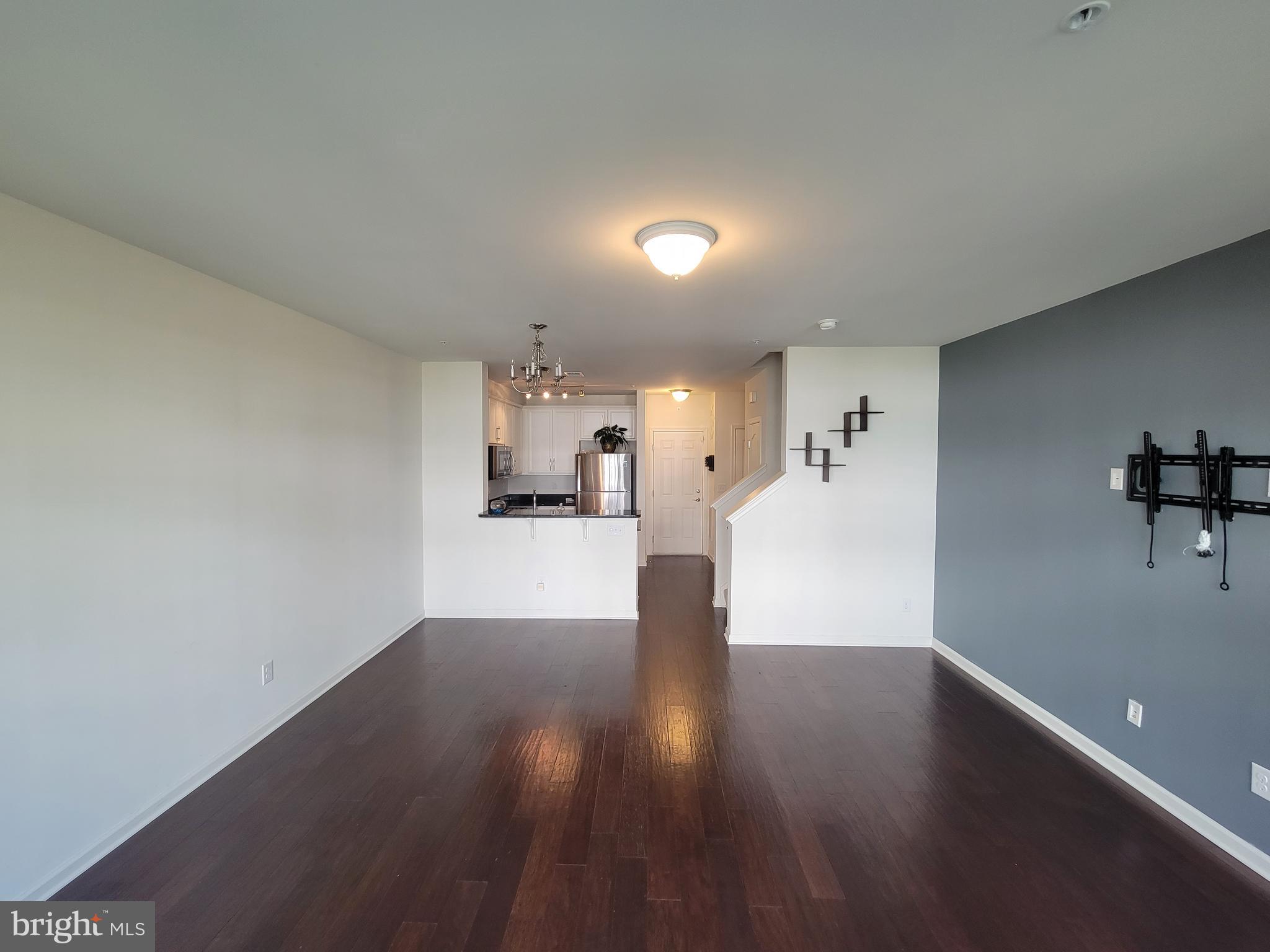 RESIDENCES AT CHERRY HILL - Residential Lease