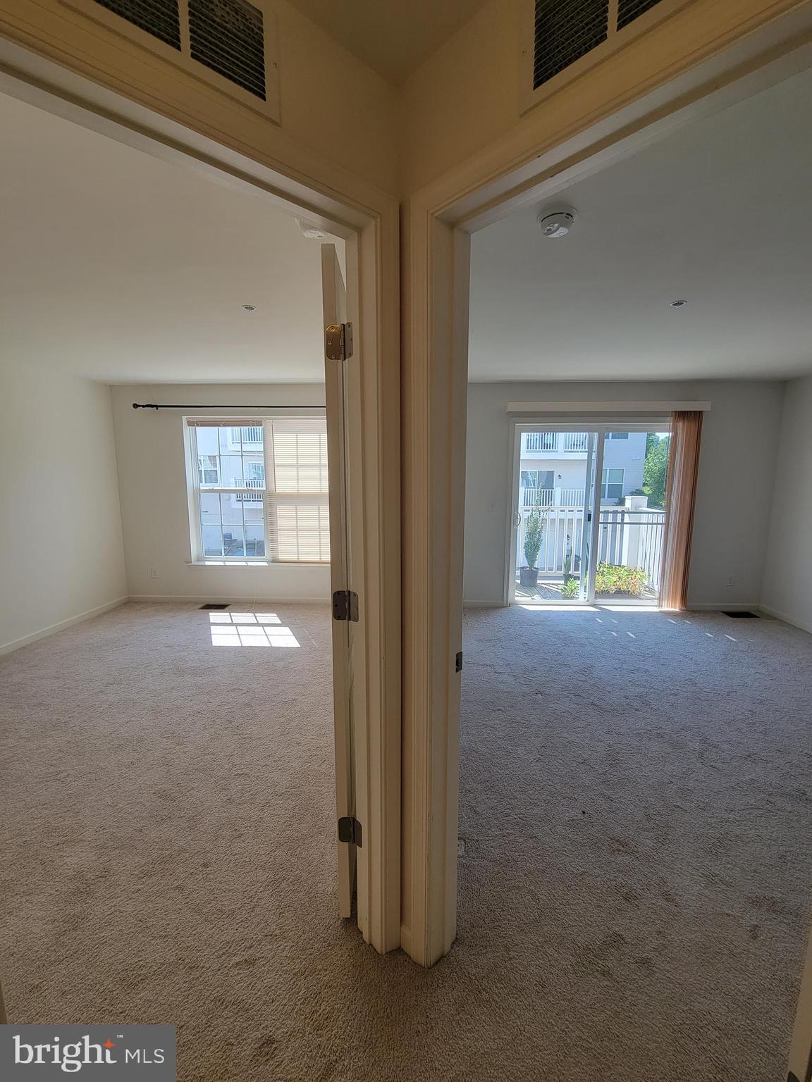 RESIDENCES AT CHERRY HILL - Residential Lease