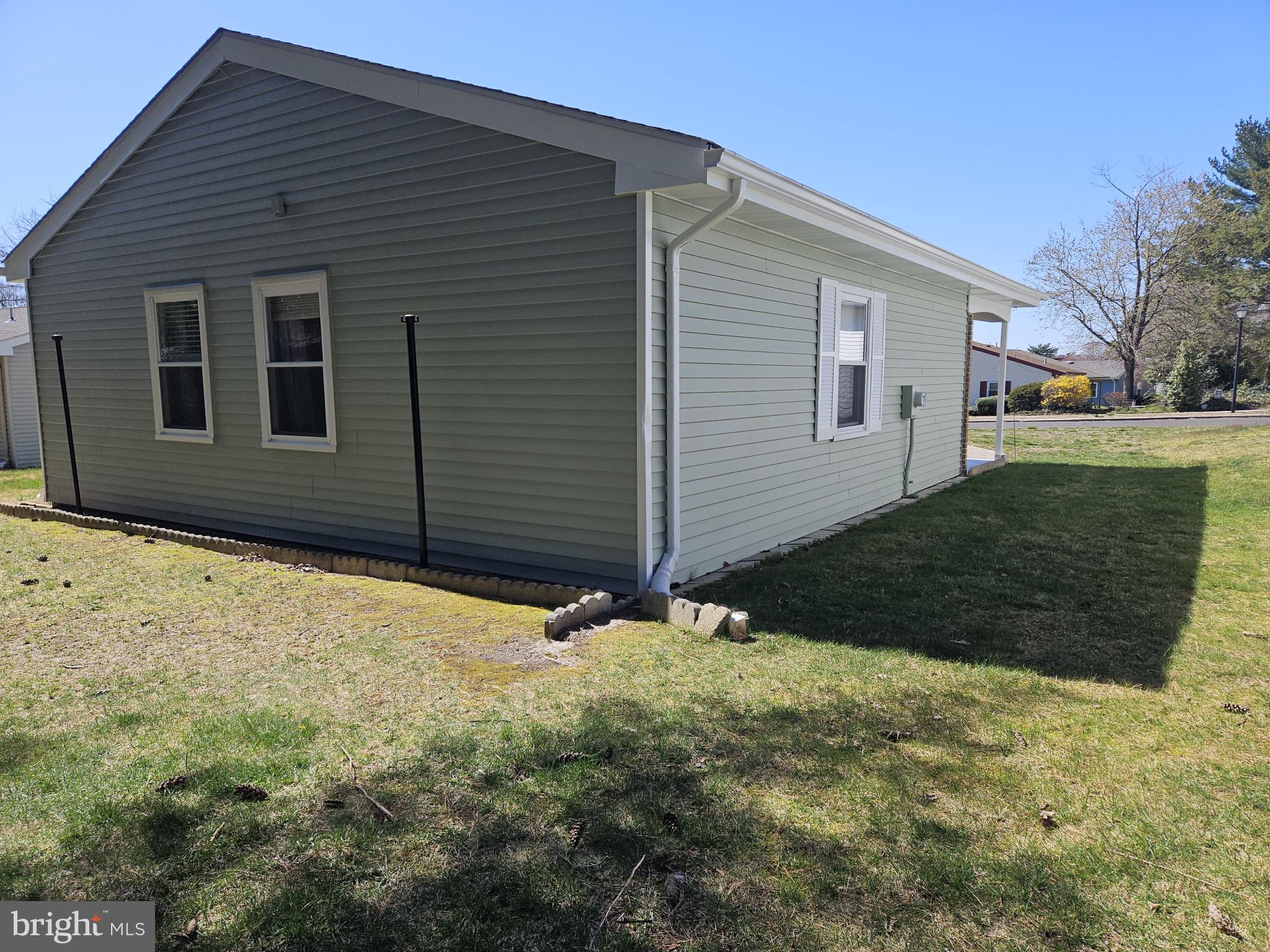 LEISURETOWNE - Residential