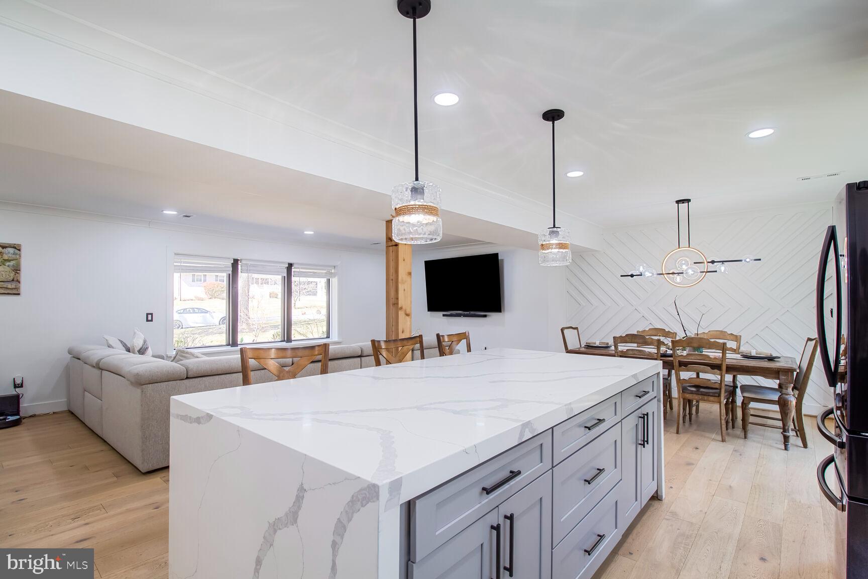 HAMMOND VILLAGE - Residential