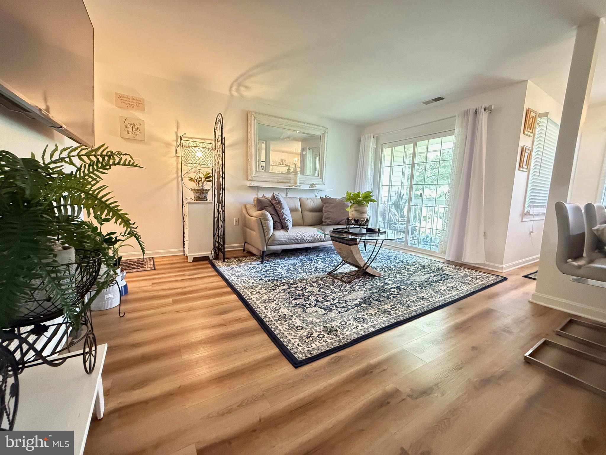 118 WESTWICK COURT 8