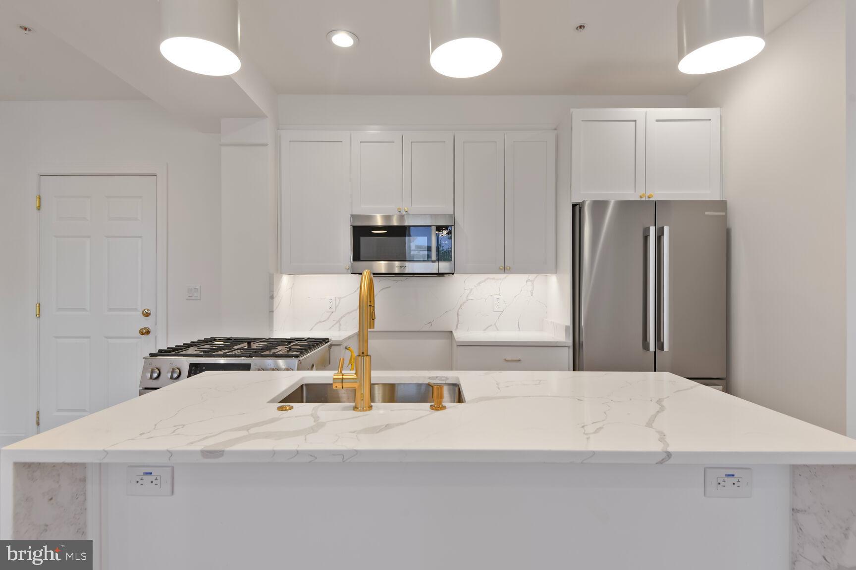 1351 WISCONSIN AVENUE NW 2B