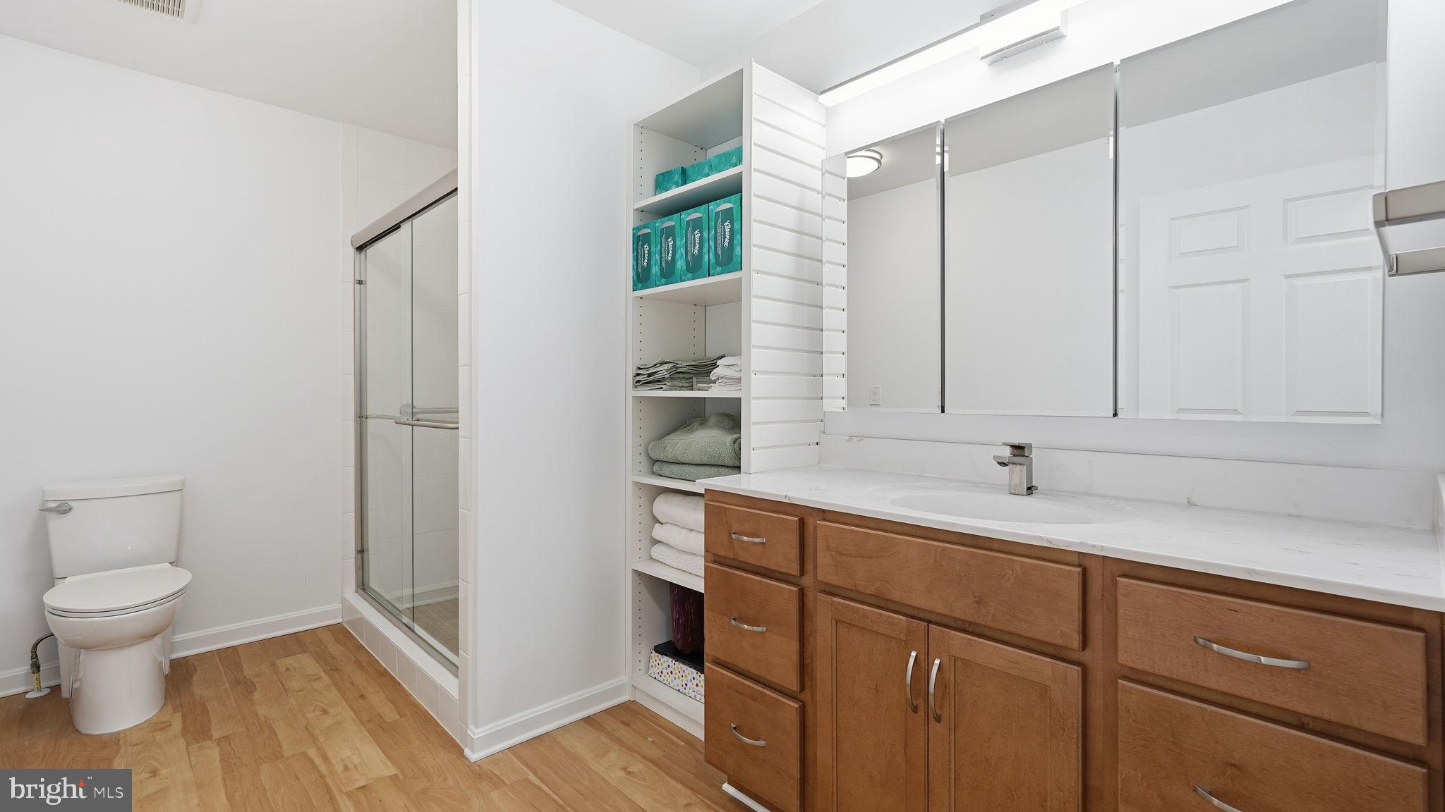 LAKE LAND OR - Residential