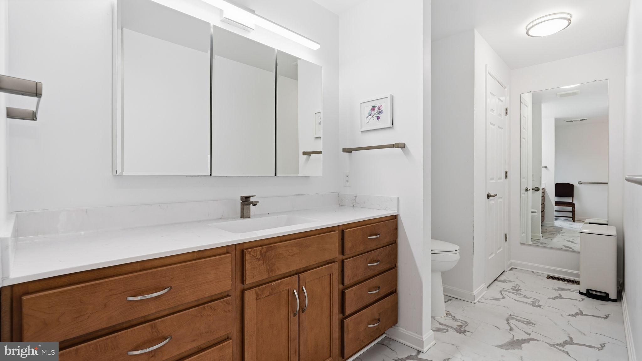 LAKE LAND OR - Residential