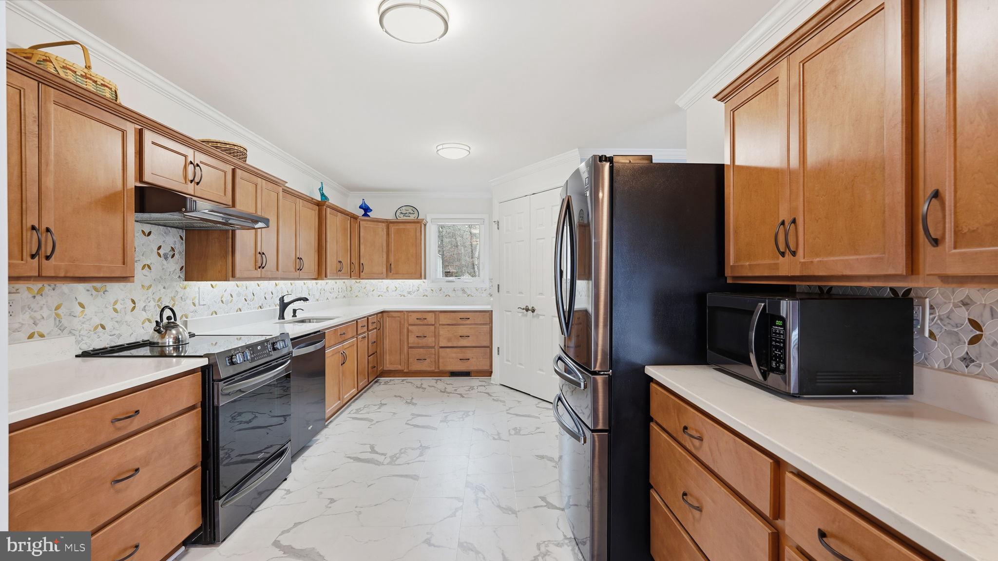 LAKE LAND OR - Residential