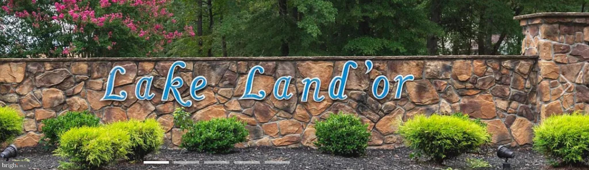 LAKE LAND OR - Residential