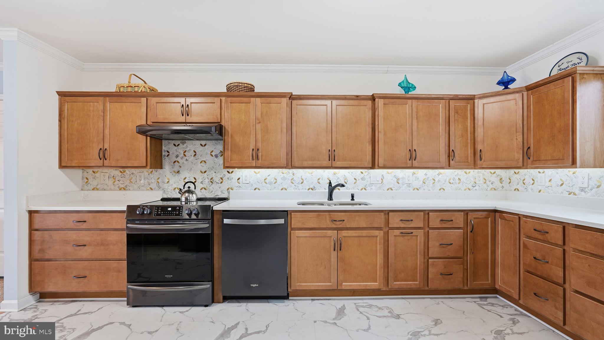 LAKE LAND OR - Residential