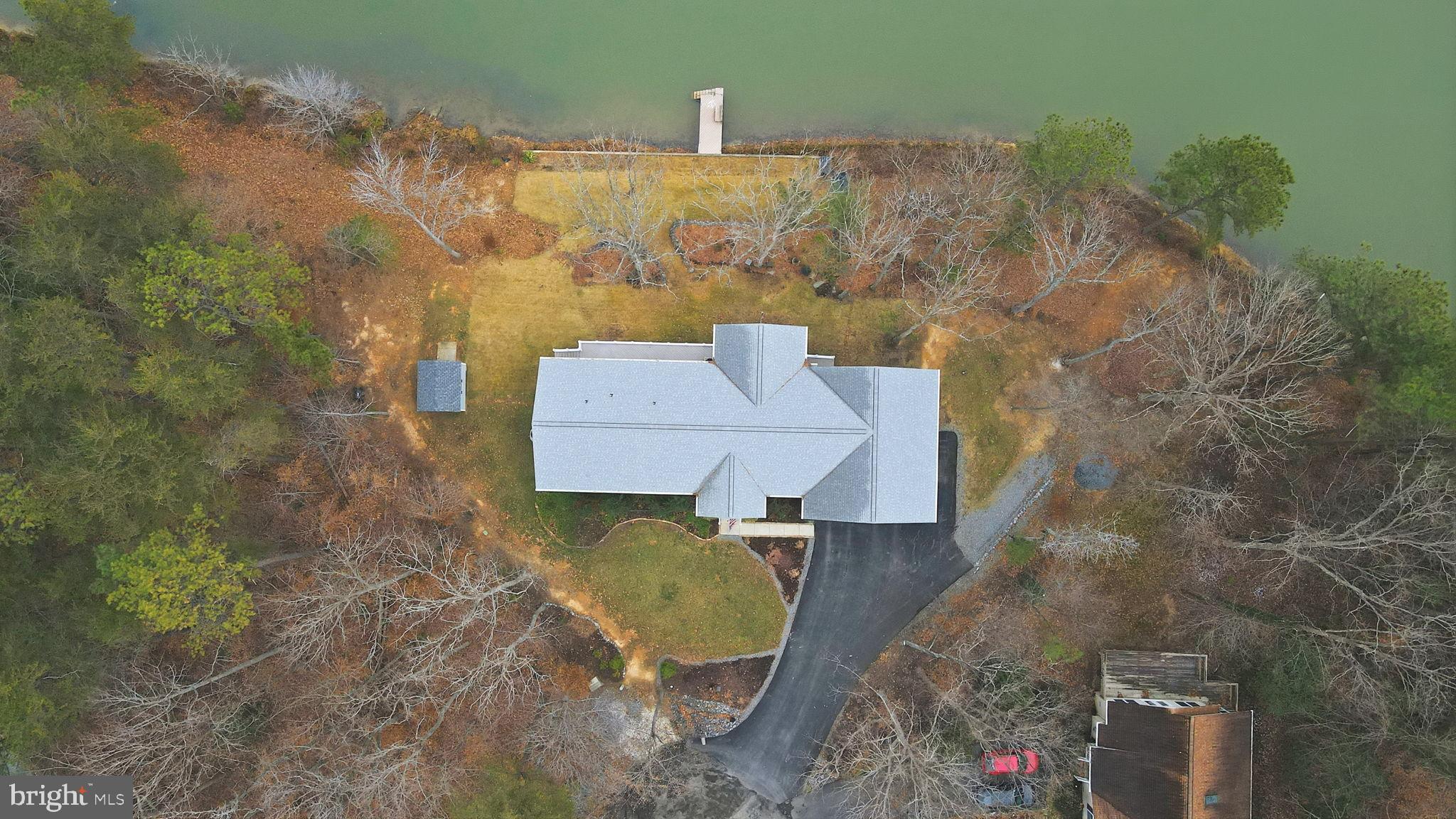 LAKE LAND OR - Residential