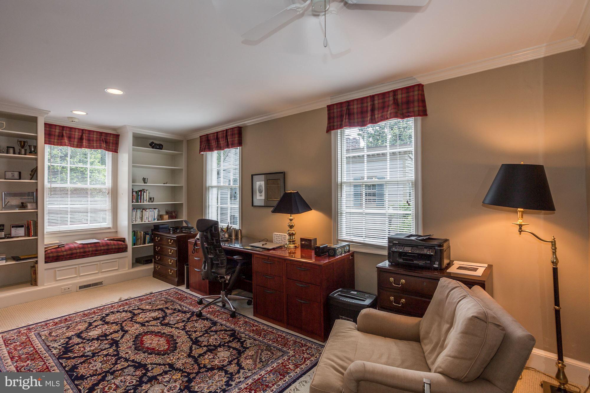 GEORGETOWN - Residential