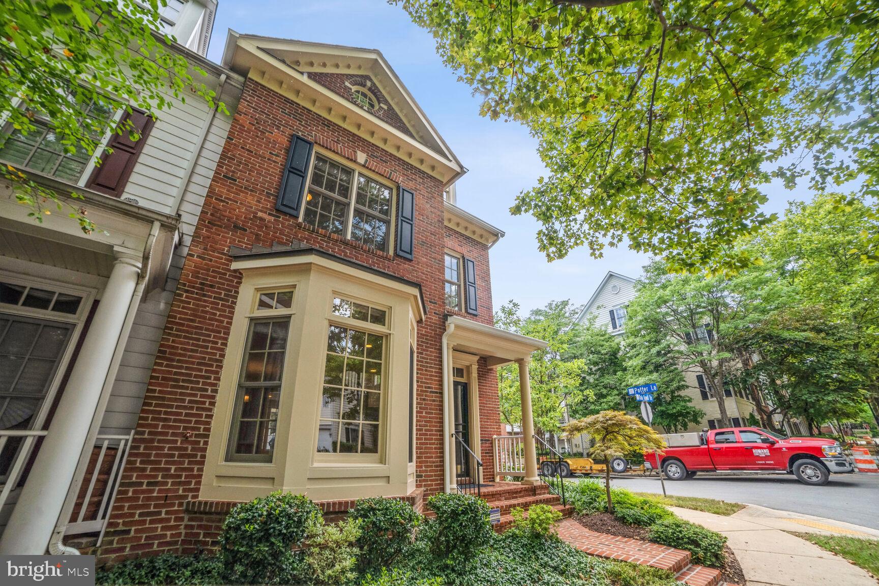 FALLSGROVE - Residential