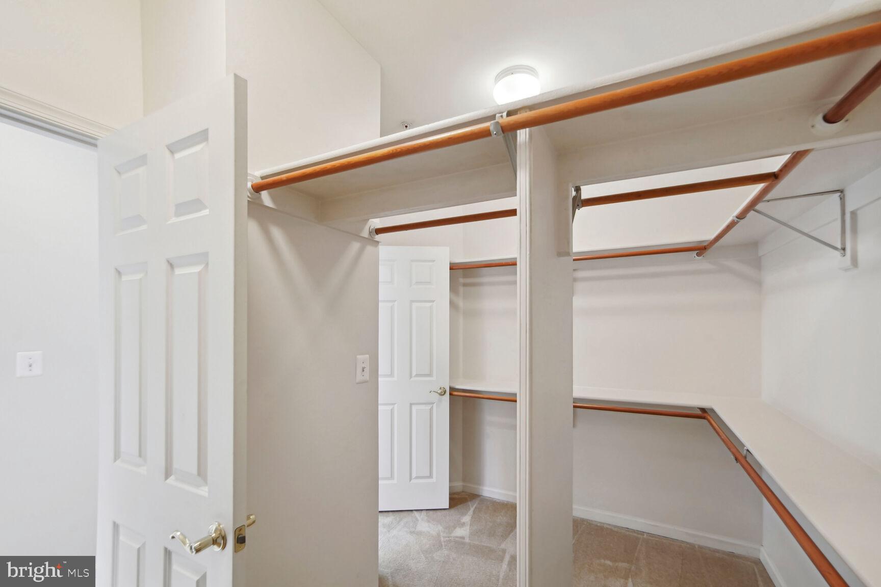 FALLSGROVE - Residential