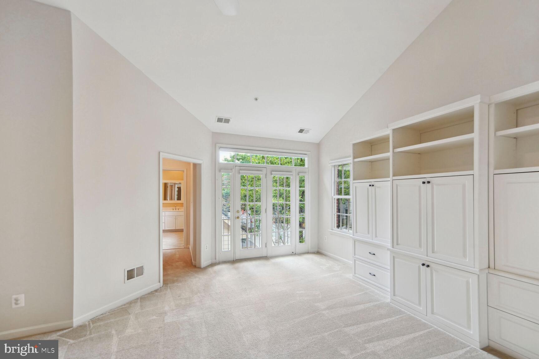 FALLSGROVE - Residential