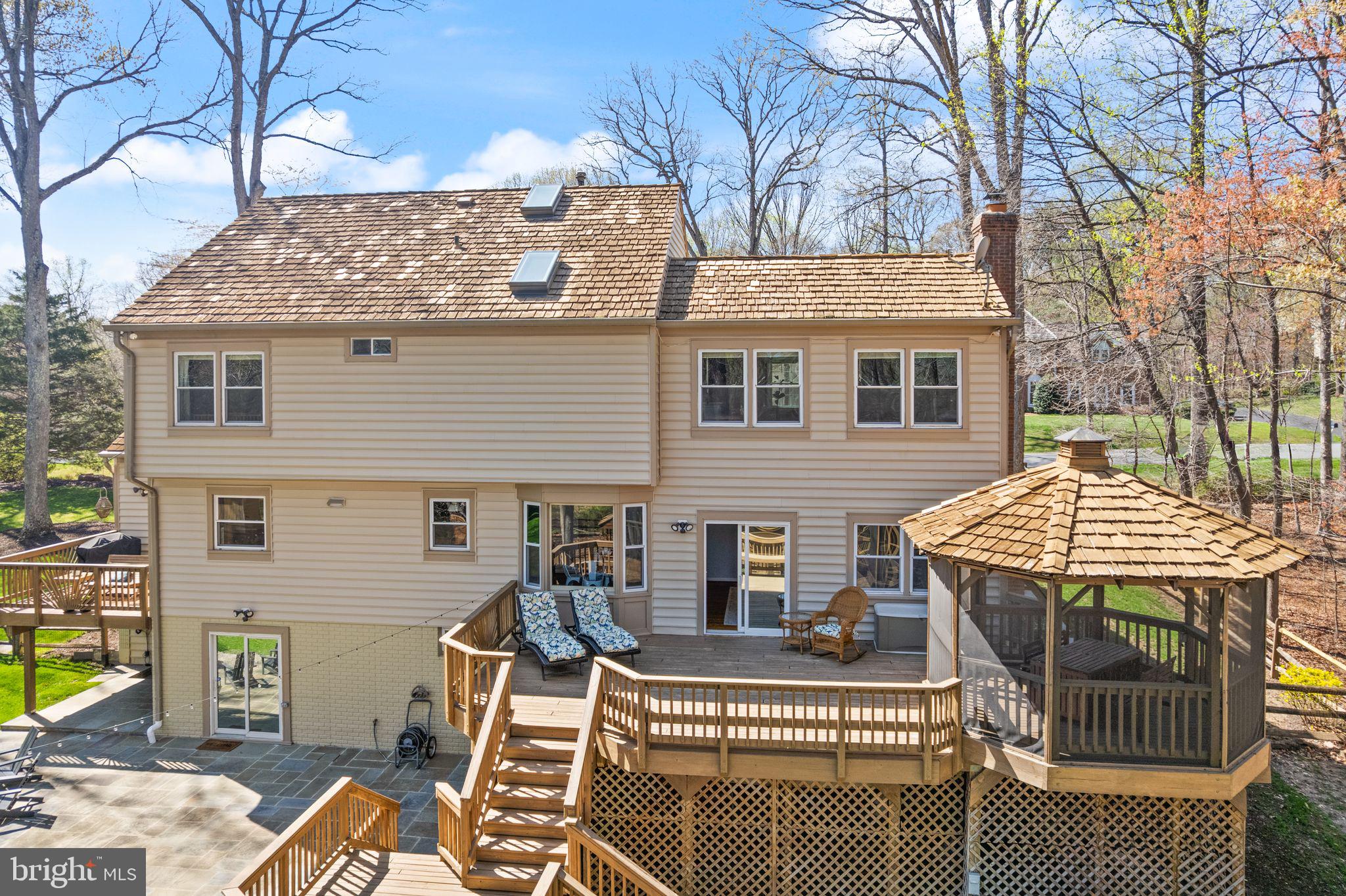 POHICK STATION - Residential