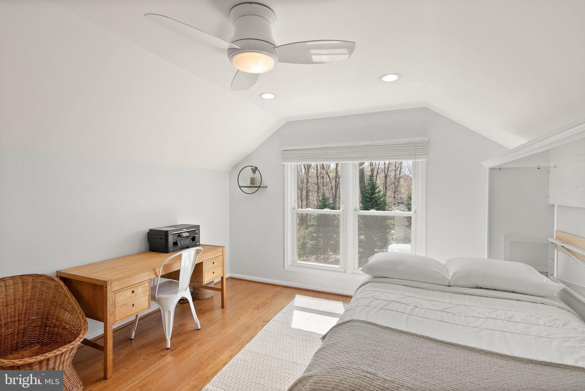 POHICK STATION - Residential