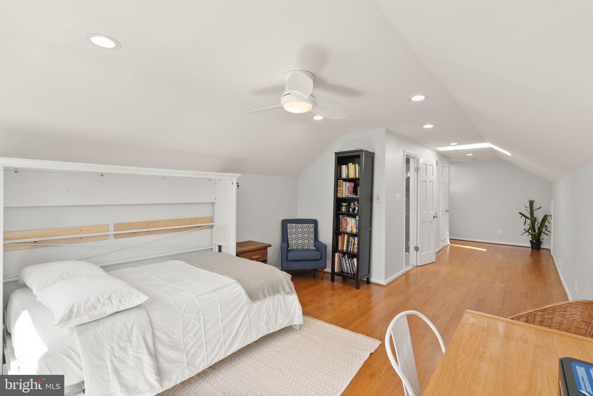 POHICK STATION - Residential