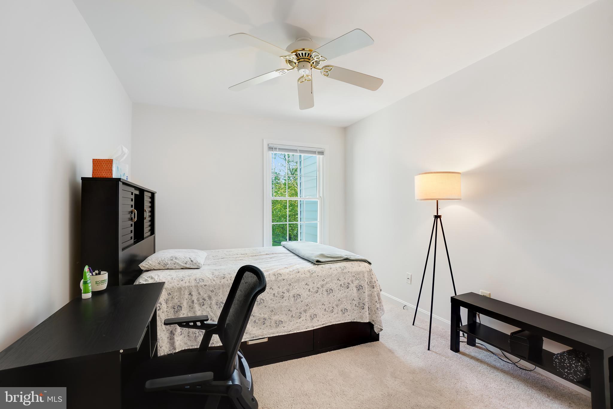 VILL AT MANCHESTER FARMS - Residential