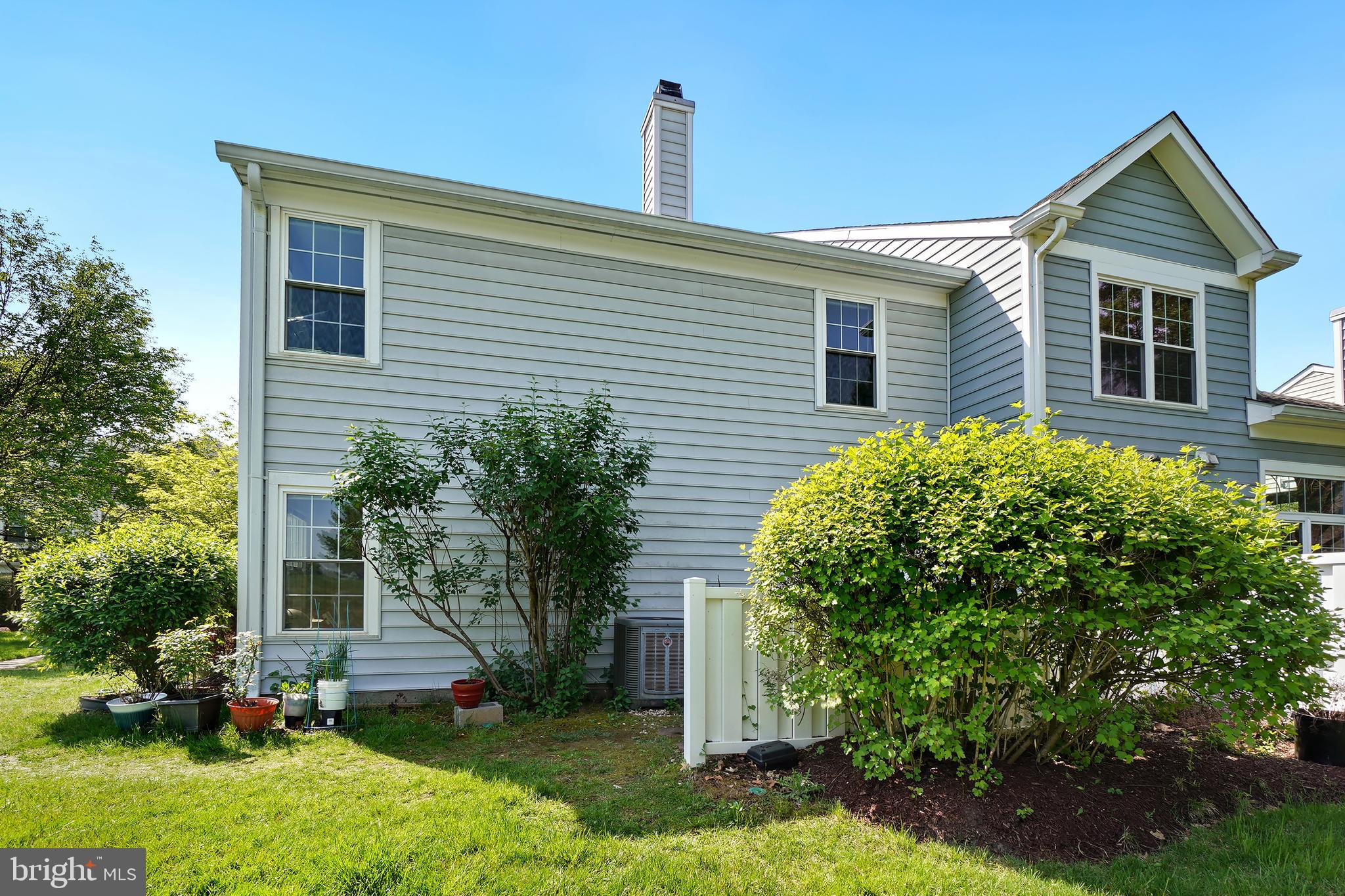 VILL AT MANCHESTER FARMS - Residential