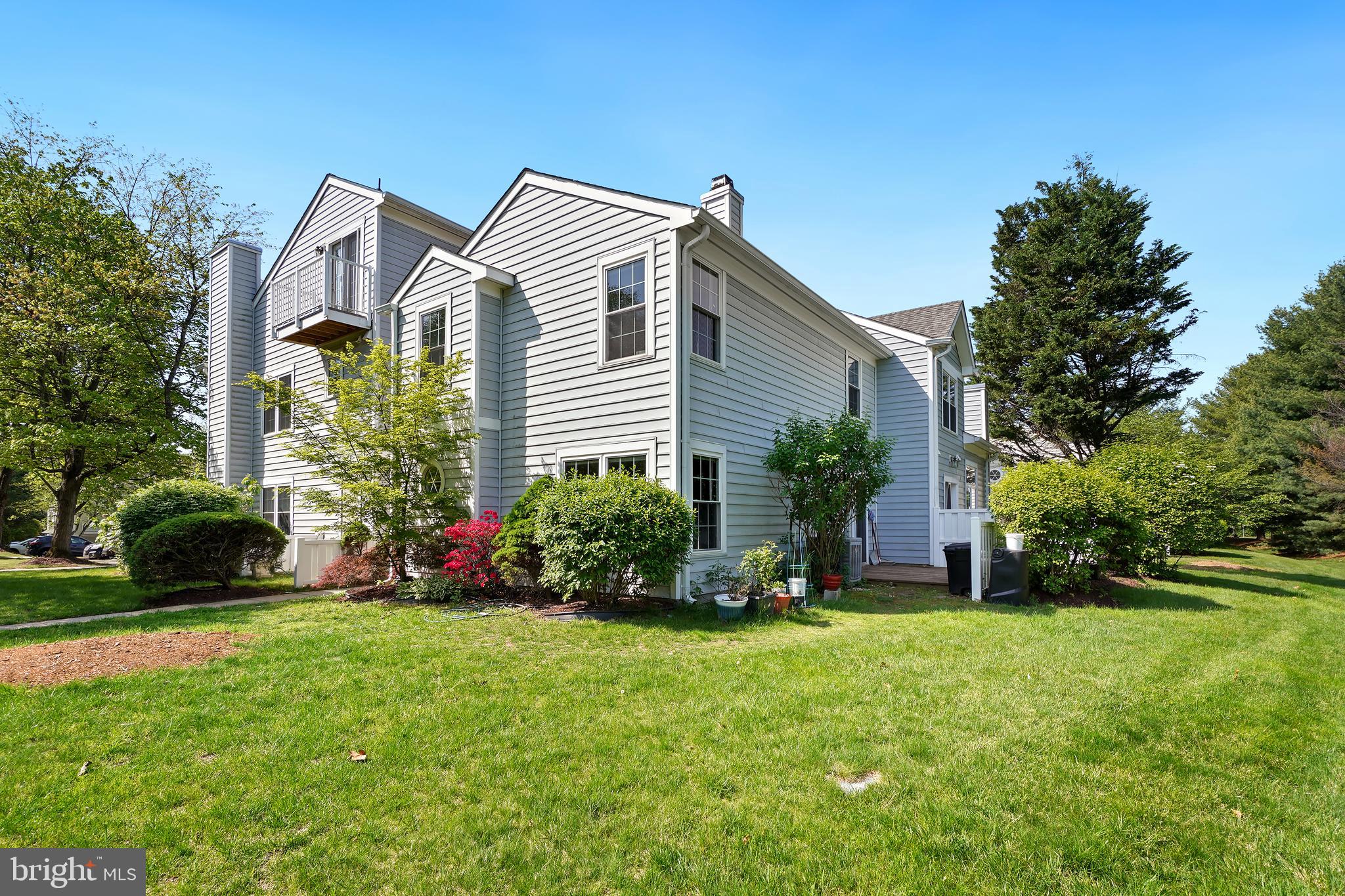 VILL AT MANCHESTER FARMS - Residential