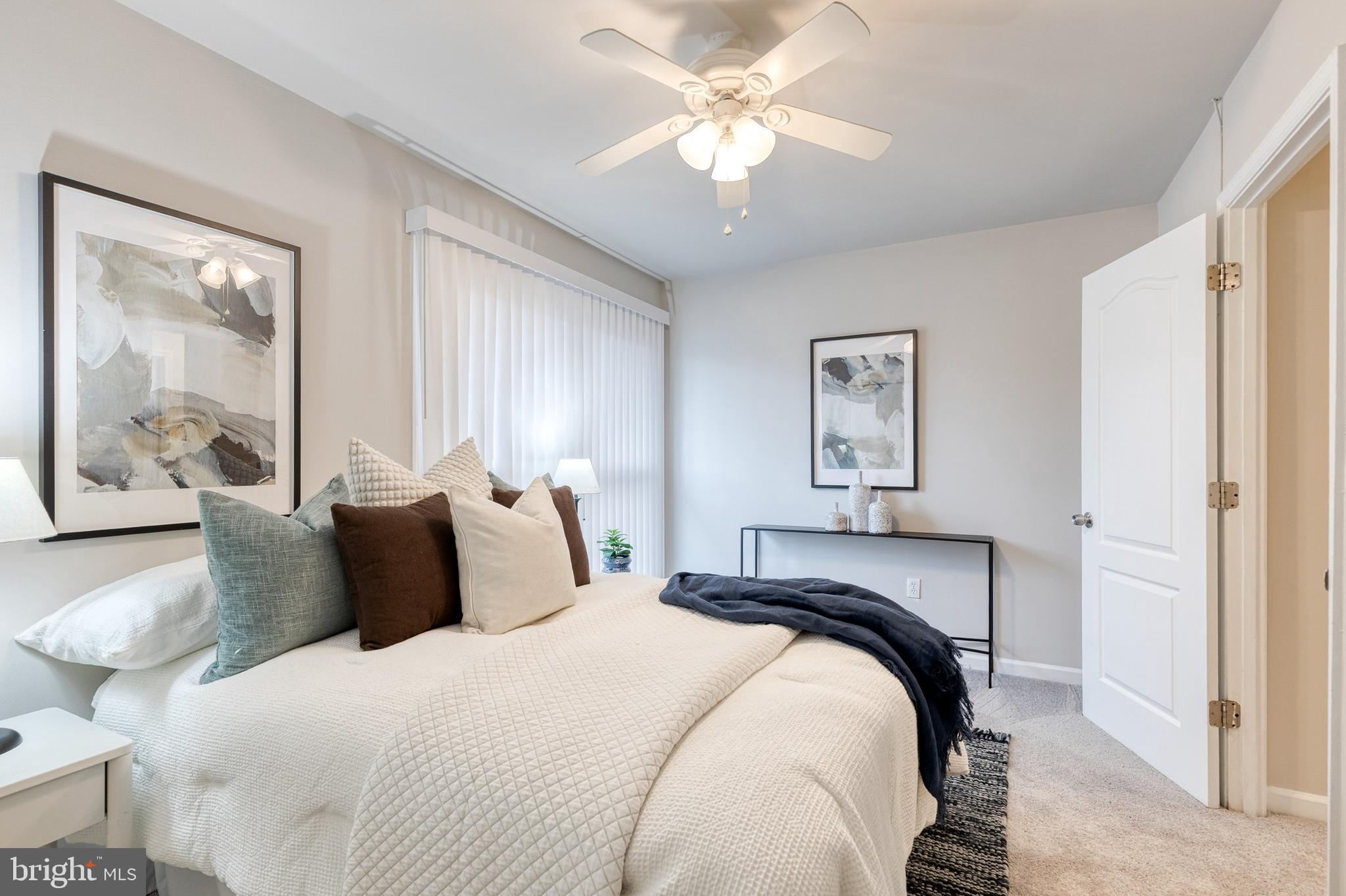 LAURELWOOD - Residential